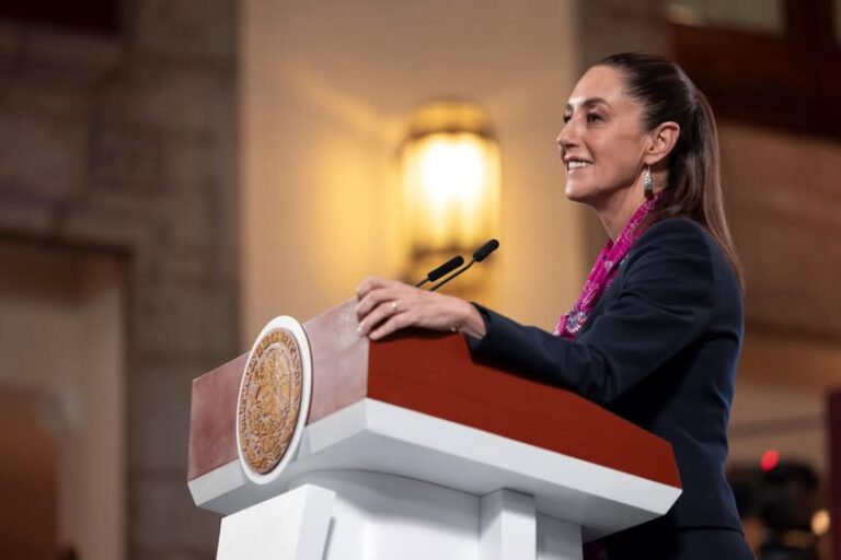 Sheinbaum anuncia 37 mil nuevos lugares en bachillerato; la meta es llegar a 100 mil