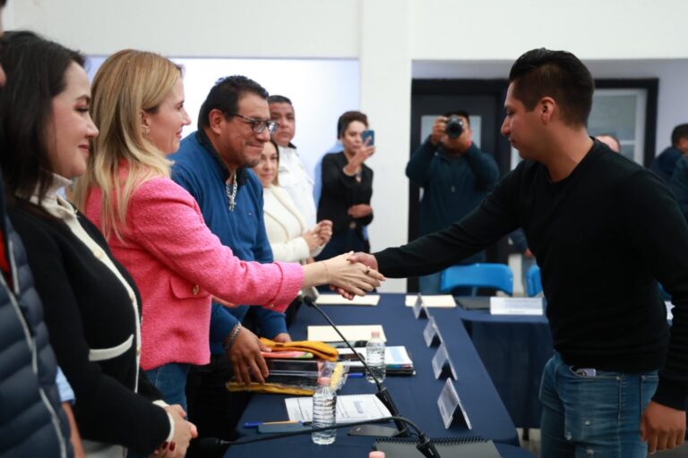 En Huixquilucan trabajamos 24/7 para proteger la vida y el patrimonio de las familias: Romina Contreras