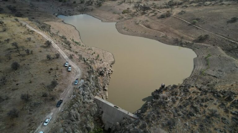 Tribunal avala a Conagua: ordenan demolición de represas ilegales en rancho de César Duarte