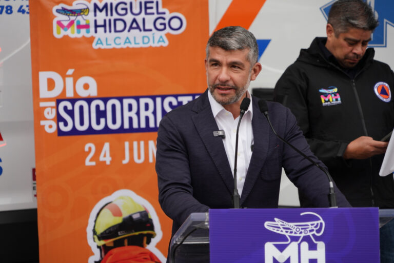 No me queda la menor duda que este es el mejor equipo de rescate de toda la CDMX: Mauricio Tabe