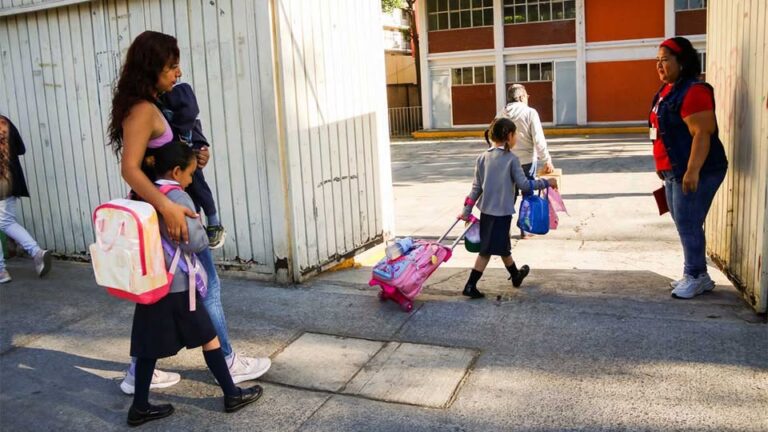 SEP alarga el ciclo escolar 2024-2025: estudiantes de primaria tendrán una semana más de clases