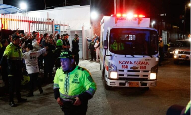 “Cada hora es crítica”, dice esposa del precandidato colombiano Miguel Uribe tras cirugía “Cada hora es crítica”, dice esposa del precandidato colombiano Miguel Uribe tras cirugía