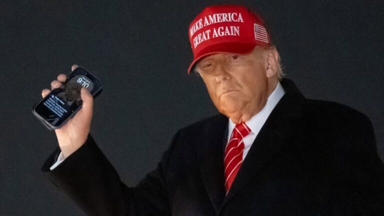 Donald Trump lanzará su propio celular dorado: esto se sabe del T1 Phone