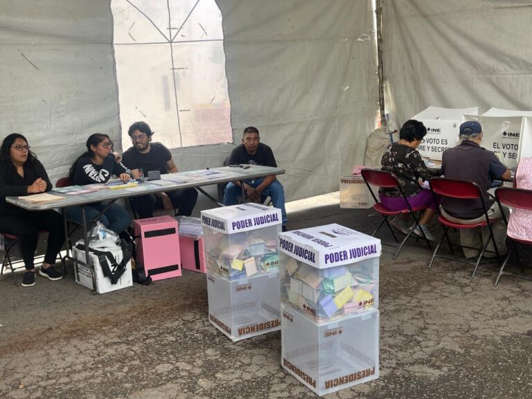 Abren casillas en México para elección judicial