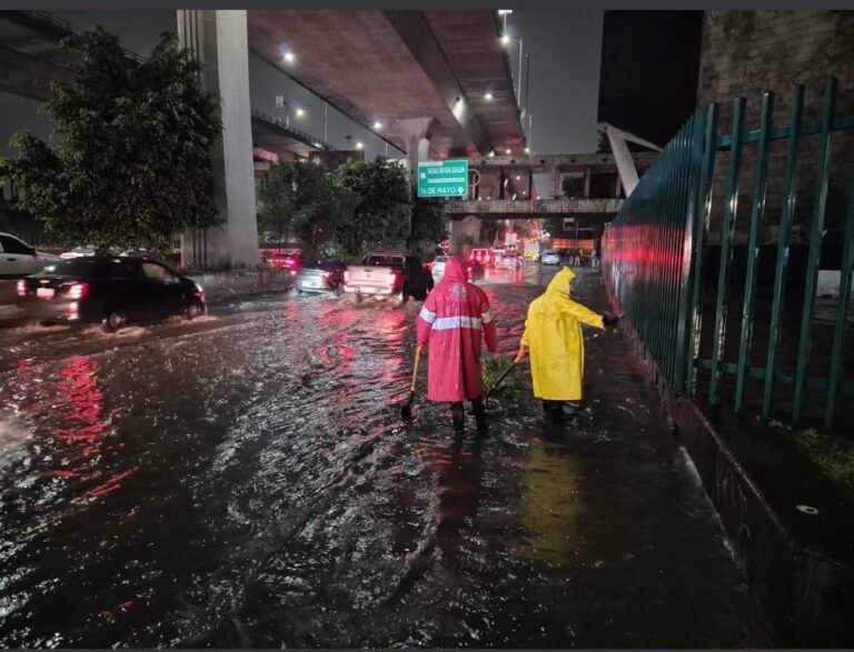 Naucalpan activa operativo emergente por lluvias; atienden 42 reportes y retiran más de 500 m³ de residuos