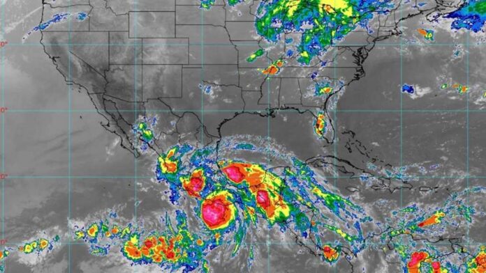 #HuracánErick baja a categoría 1 pero mantiene #Lluvias torrenciales en #Guerrero y #Oaxaca https://reflexion24informativo.com.mx/huracan-erick-baja-a-categoria-1-pero-mantiene-lluvias-torrenciales-en-guerrero-y-oaxaca/