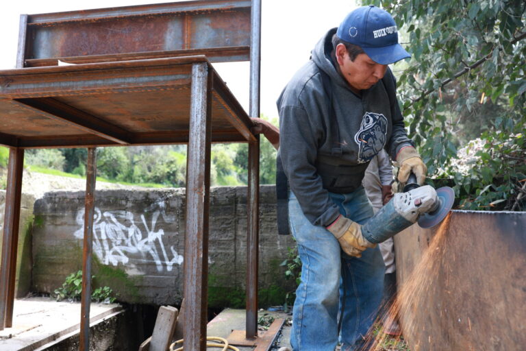 Huixquilucan mejora saneamiento de la Presa “El Capulín” con colector clave y acciones ambientales
