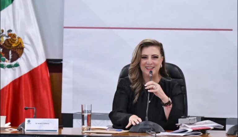 Marilyn Ballesteros en Foro “Jóvenes Dialogando por el Segundo Piso de la Transformación”, Destaca el Incremento Educativo de más de 25 mil millones Respecto al Año Anterior