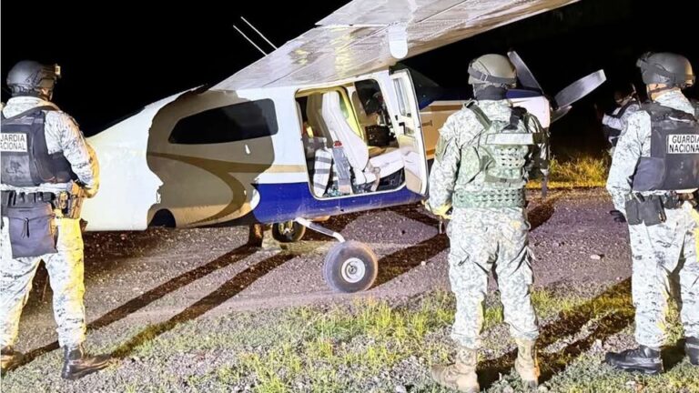 Harfuch responde a Bukele por avioneta interceptada; reitera respeto a El Salvador