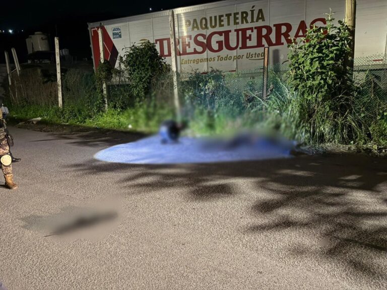 Guardia Municipal frustra robo de tráiler en Chimalpa: un delincuente abatido, uno detenido y chofer rescatado