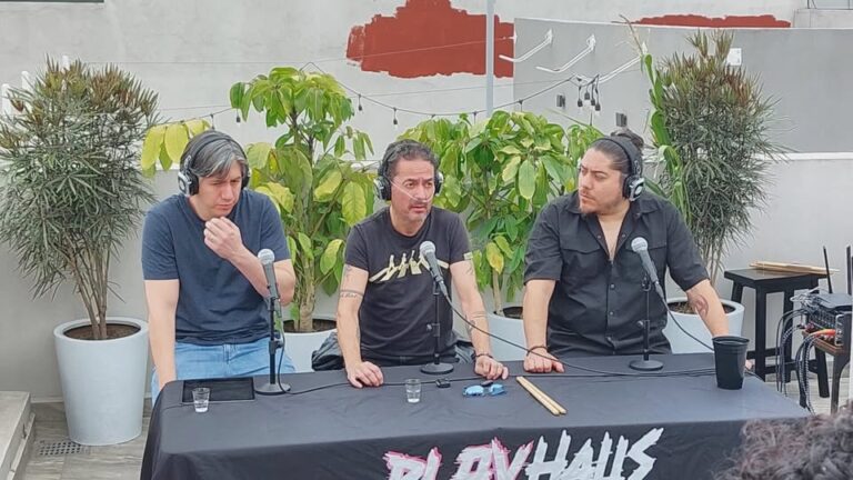 Un homenaje en vida: Pedro Andreu y el latido eterno del legado de Héroes del Silencio