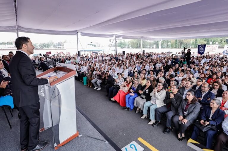 ISSSTE renivela salarios de más de mil 200 trabajadores sociales para erradicar desigualdades