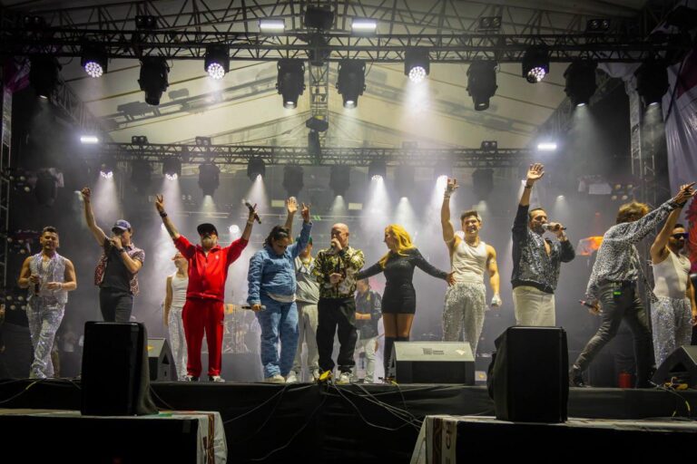 Con más de 30 mil asistentes, inicia con éxito la Feria de las Flores 2025 en CDMX