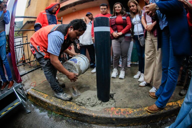 En Naucalpan caminaremos seguras y con identidad: Isaac Montoya