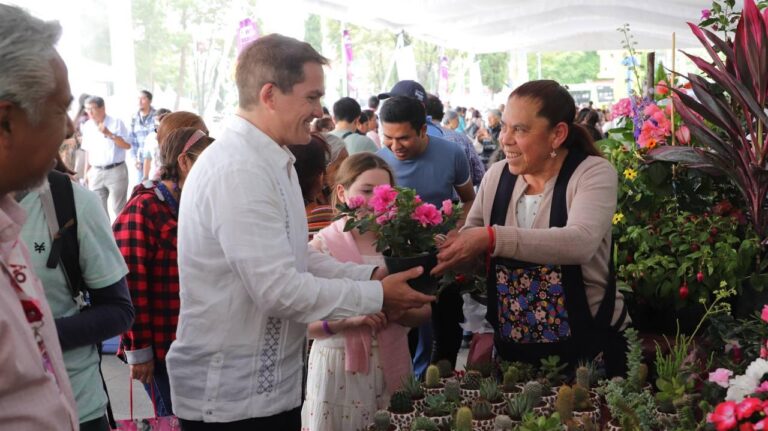 La Feria de las Flores 2025 celebra a la dalia como símbolo de identidad y resistencia en Álvaro Obregón