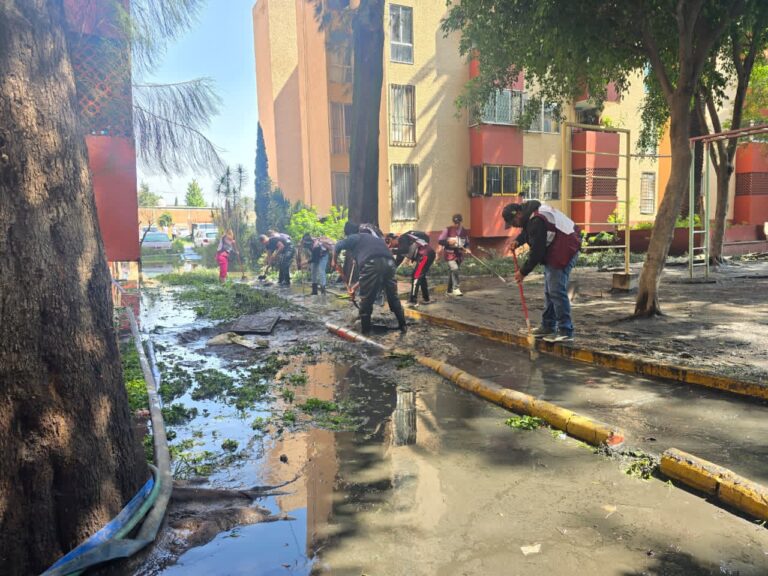 Iztacalco activa Operativo Aguaceros para atender inundaciones tras fuerte tormenta