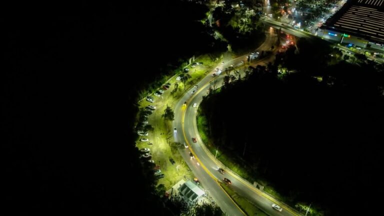 Más luz, más seguridad, así se transforma la Vía Adolfo López Mateos en Naucalpan: Isaac Montoya Márquez