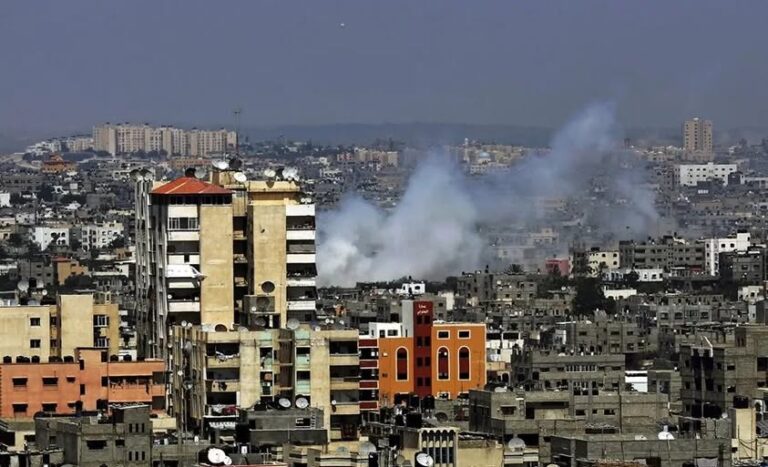 Bombardeos a cada hora en la ciudad de Gaza mientras Israel prepara la invasión