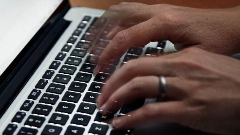 Estafadores utilizan “deepfakes” para suplantar la identidad de funcionarios de Trump