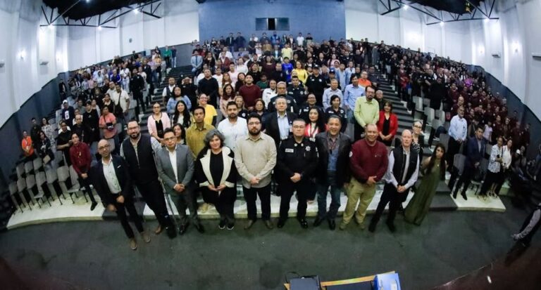 La salud mental es prioridad: Isaac Montoya