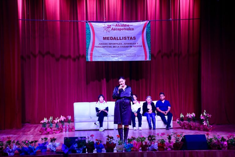 “Mientras estemos, tendrán todo el apoyo de Azcapotzalco”: Nancy Núñez