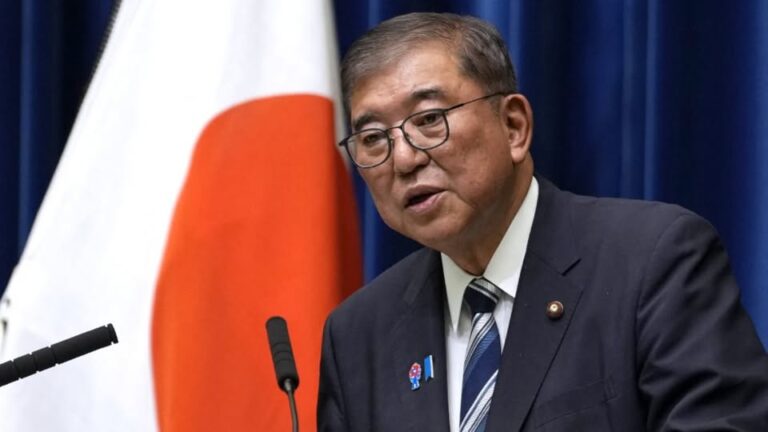 El primer ministro japonés, Shigeru Ishiba, anunció este domingo que renunciará a su puesto tras menos de un año en el poder
