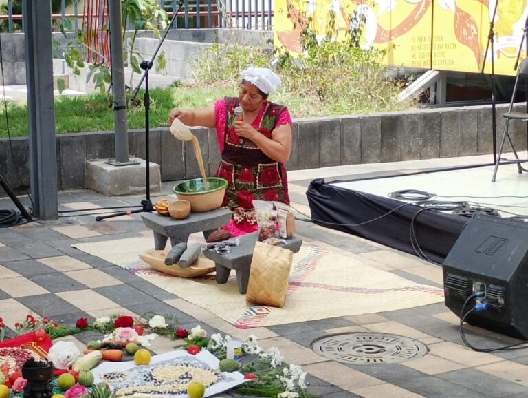 La gastronomía es el mejor ejemplo de resistencia indígena: Antonia Juárez