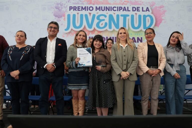 Los jóvenes son el presente y futuro de Huixquilucan: Romina Contreras
