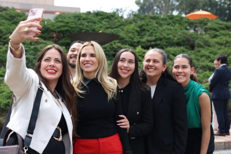 Liderazgo femenino y cercanía ciudadana destacan en Encuentro de Líderes de Acción Positiva: Romina Contreras