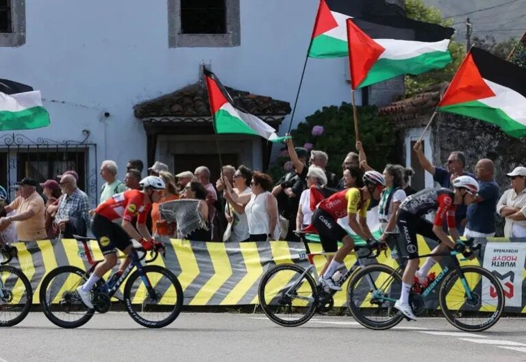 Vuelta a España monta operativo histórico para impedir bloqueos en Madrid