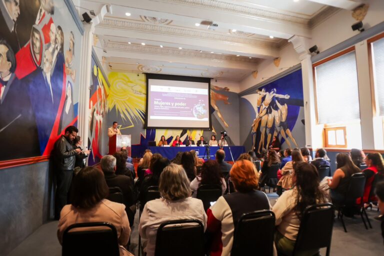 IEEM inaugura Congreso “Mujeres y Poder” y Encuentro de Académicas Feministas en el Edomex