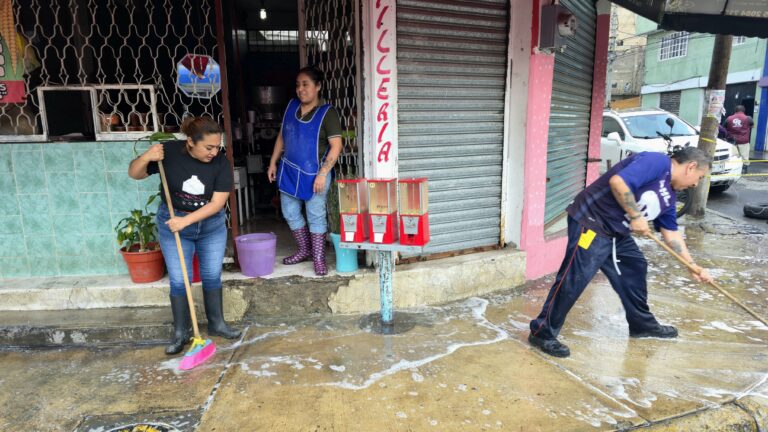 Lluvias excepcionales inundan Nezahualcóyotl