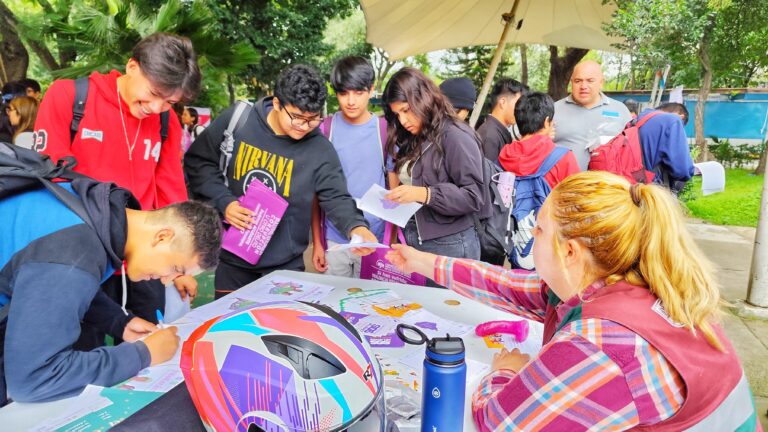 La paz se construye con servicios y acompañamiento: Janecarlo Lozano