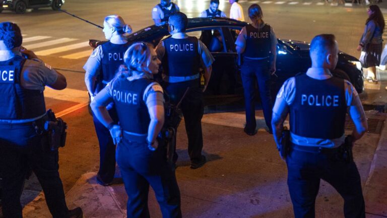 Redadas migratorias espantan a trabajadores y clientes de restaurantes en Texas