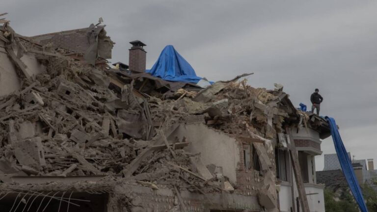 Rusia lanza misiles y drones sobre Kiev y deja al menos cuatro muertos