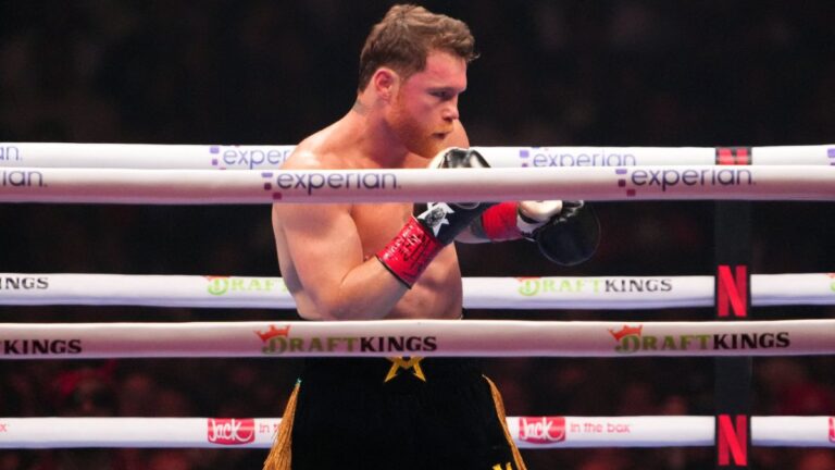 “Me sigo sintiendo un campeón, voy a seguir”: Canelo Álvarez tras derrota ante Terence Crawford