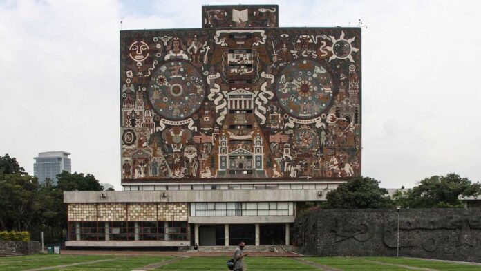 Ciudad Universitaria vacía