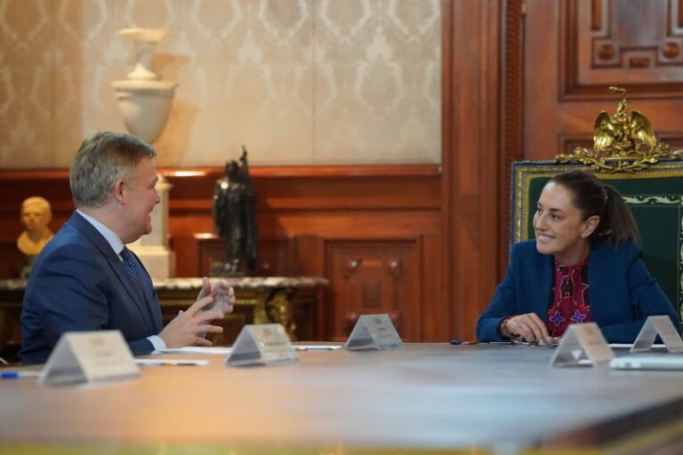 Claudia Sheinbaum se reúne con el director de Scotiabank