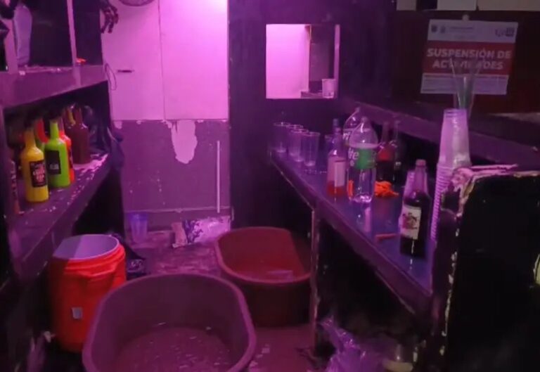 Hallan indicios de trata de personas por fiesta clandestina en la Juárez, CDMX