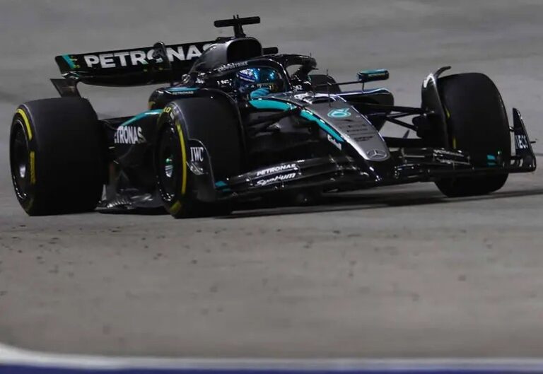 George Russell triunfa en Singapur sobre Verstappen y McLaren