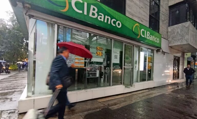 CIBanco se desploma: EU lo señala por lavado y revocan su licencia