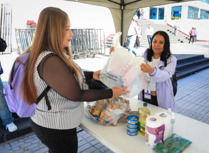 Naucalpan abre centros de acopio para apoyar a familias afectadas por lluvias en Veracruz y otros estados