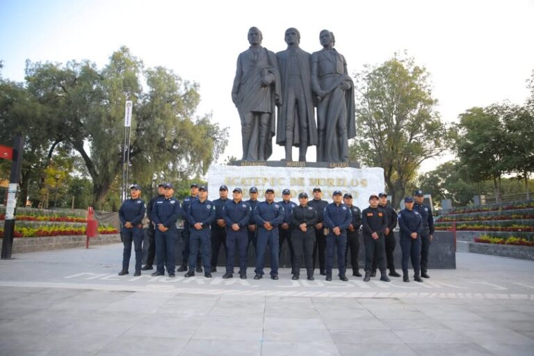 Nuestros policías regresan con más técnica y ética para servir con dignidad: Azucena Cisneros