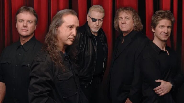 Kansas vuelve a México a ofrecer concierto en el velódromo olímpico: una noche de rock eterno