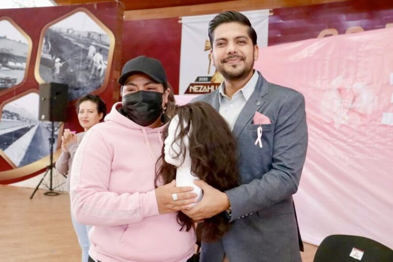 El cáncer de mama se combate con conciencia y comunidad: Adolfo Cerqueda