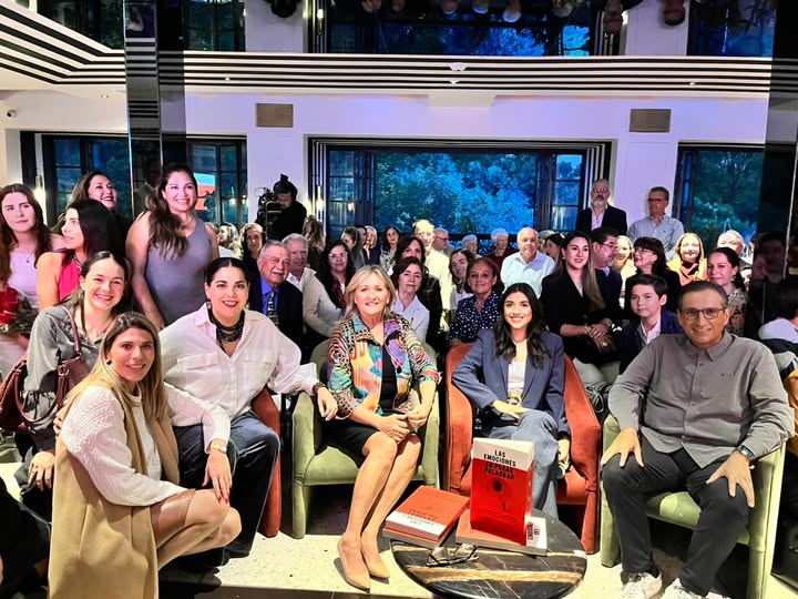 “Las Emociones en Pocas Palabras”: el libro que sana y dona para transformar vidas