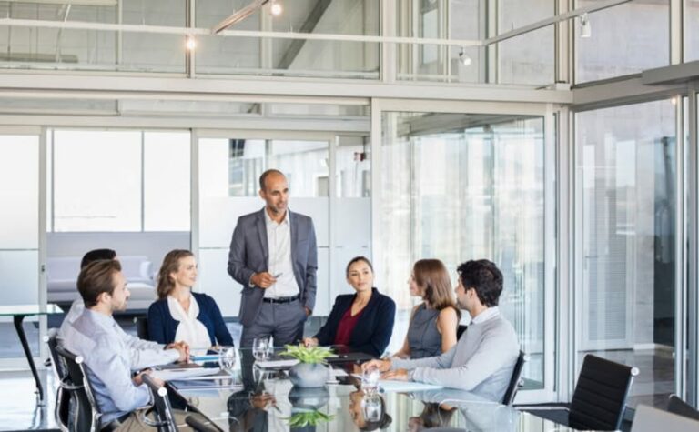 Doopla revoluciona el mercado de préstamos entre personas, abriendo su plataforma a inversionistas institucionales y corporativos 