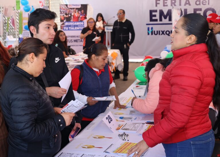 Más de mil vacantes disponibles en Huixquilucan: Romina Contreras