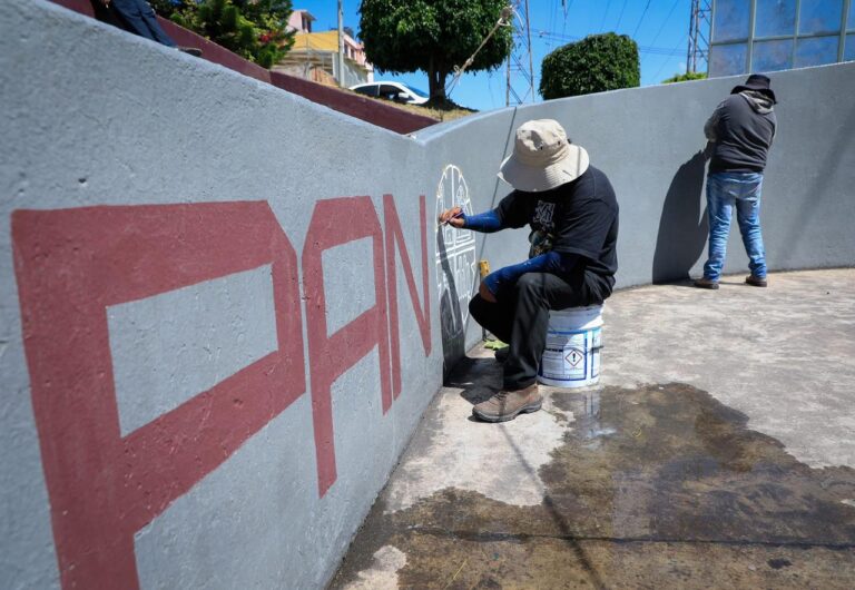 Renuevan parques y vialidades en Lomas de Occipaco y San Juan Totoltepec