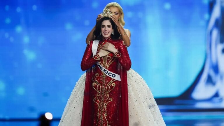 “Quedó atrás cuando decían ‘calladita te ves más bonita’”: Sheinbaum felicita a Fátima Bosch por coronarse como Miss Universo 2025